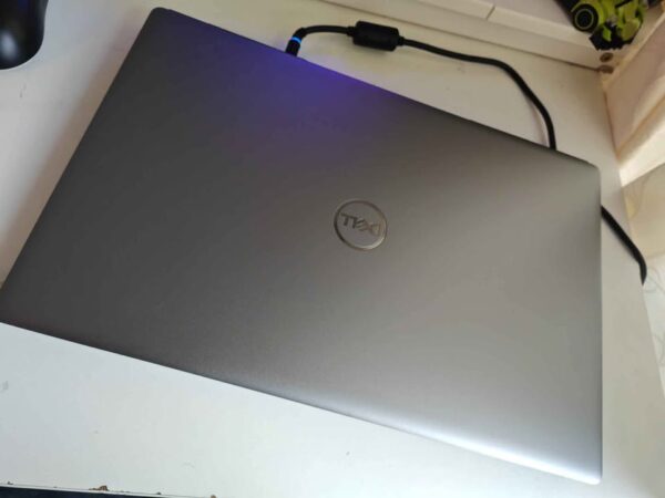 Ultra high spec Dell Precision 7750 Workstation Laptop (Great for Gaming) I7 RTX QUADRO 4000 - Image 5